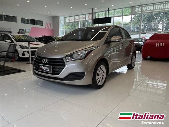 HYUNDAI HB20 1.0 COMFORT 12V FLEX 4P MANUAL HYUNDAI HB20 1.0 COMFORT 12V FLEX 4P MANUAL